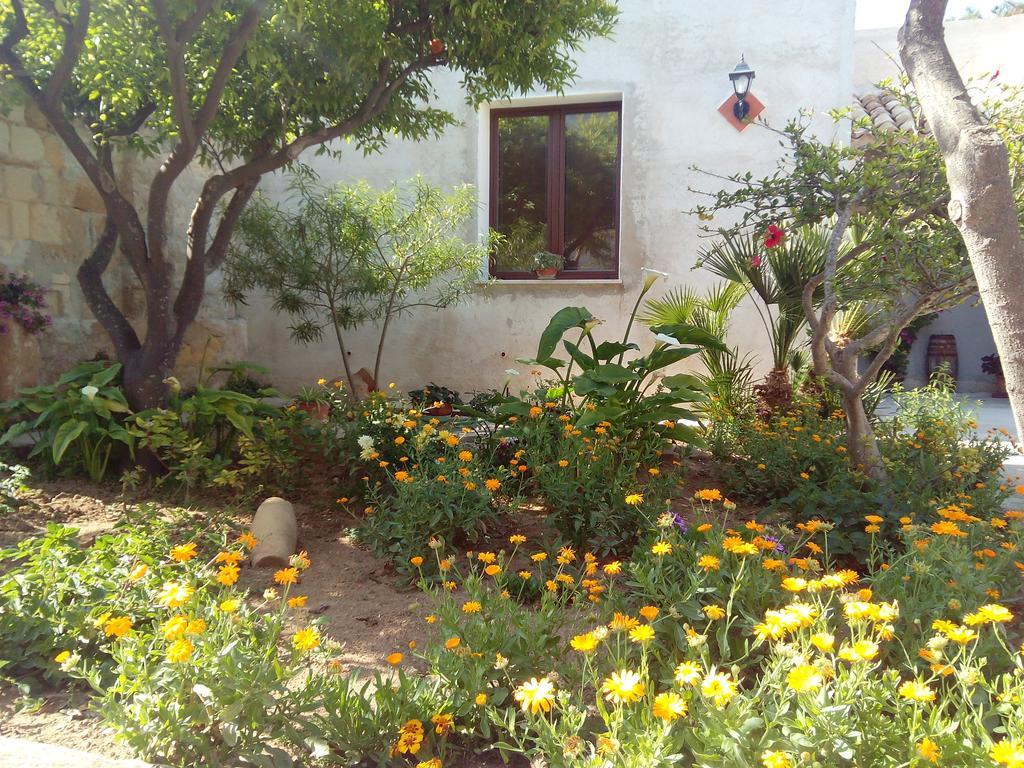 Baglio Bellavista Bed and Breakfast Torre Nubia Eksteriør billede